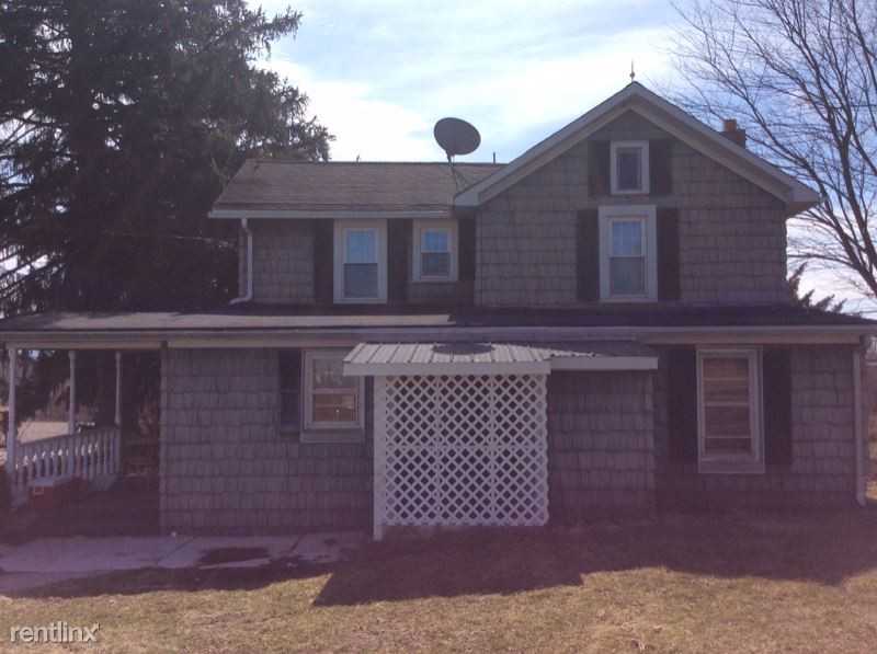 1984 N Hess Rd - Photo 3 of 7