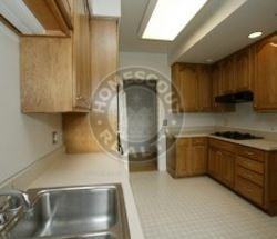 534 W Stratford Pl - Photo 3 of 6