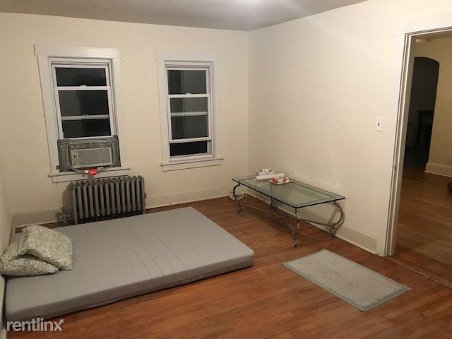 564 564 South Main St 3 - Photo 3 of 7