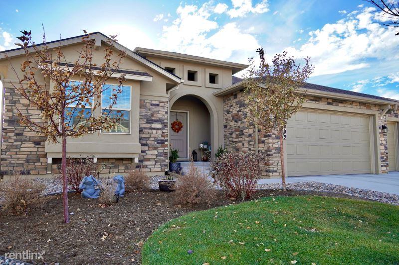 8409 Crooked Branch Ln - Photo 2 of 30