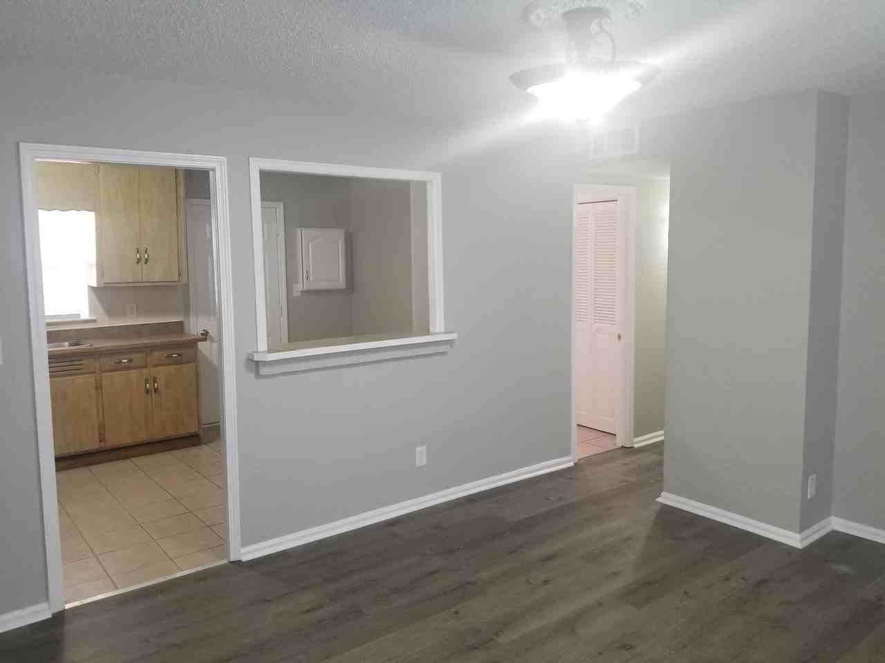 1825 N 47th St - Photo 3 of 18