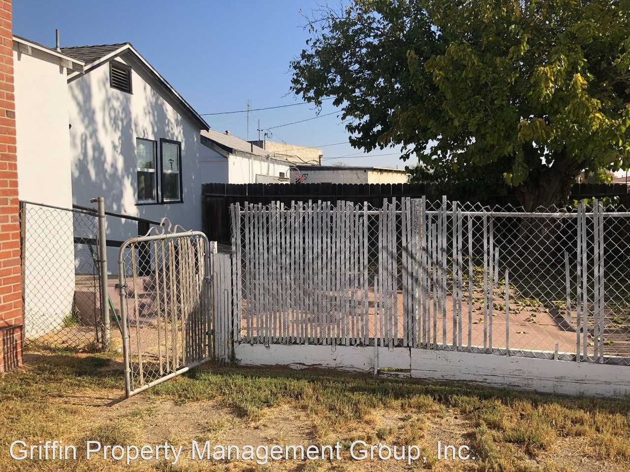 923 Garner Ave - Photo 3 of 15
