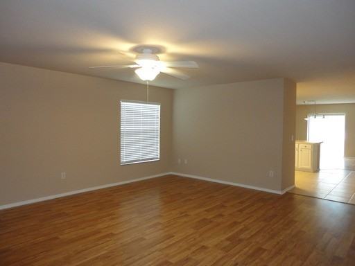 2110 Stoneview - Photo 3 of 17