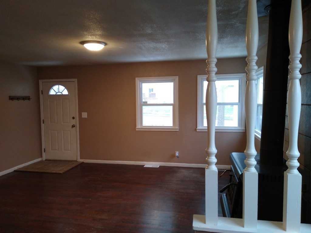 517 Se 4th St - Photo 3 of 11