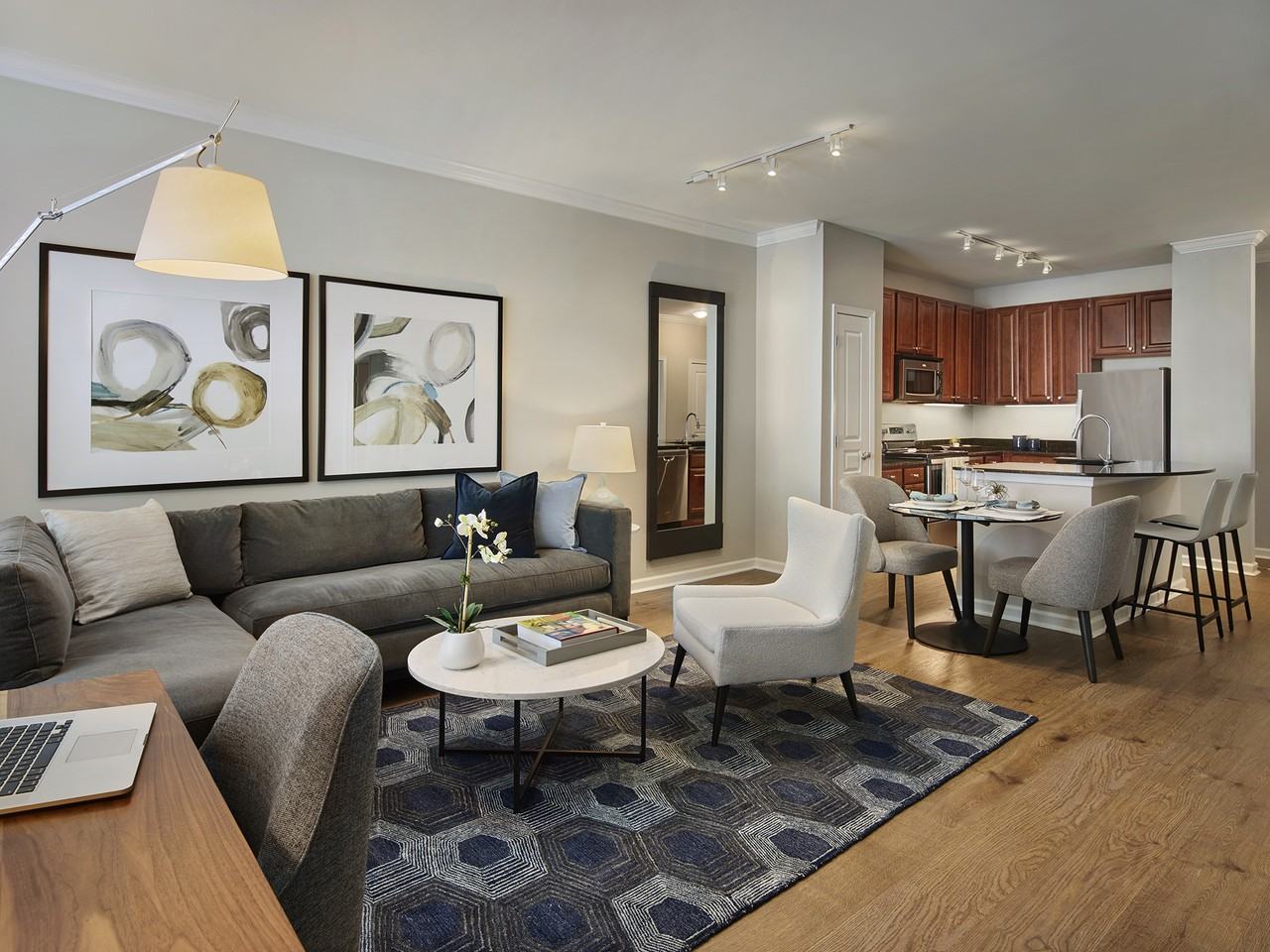 AVE Union - Photo 3 of 14