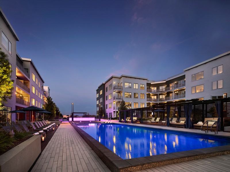 AVE Florham Park - Photo 2 of 15