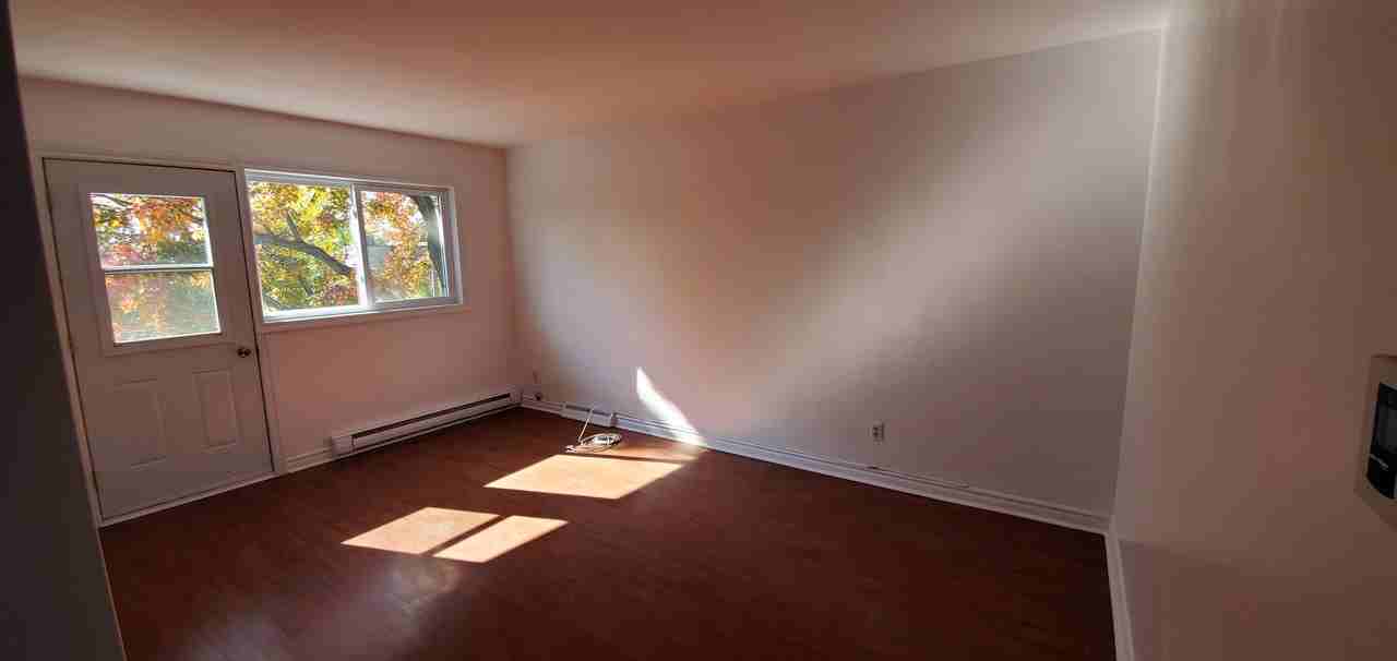 1347 Rue Ducas - Photo 2 of 8