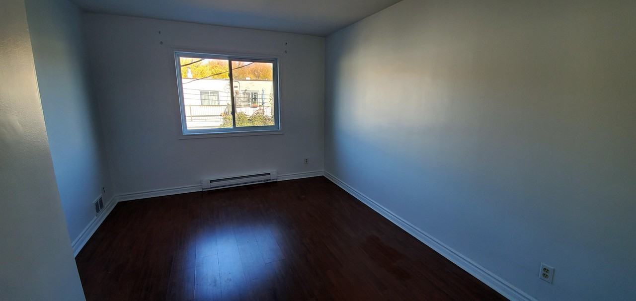 1347 Rue Ducas - Photo 3 of 8