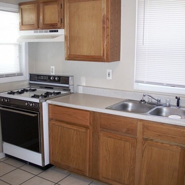 105 S Merrimac - Photo 3 of 13