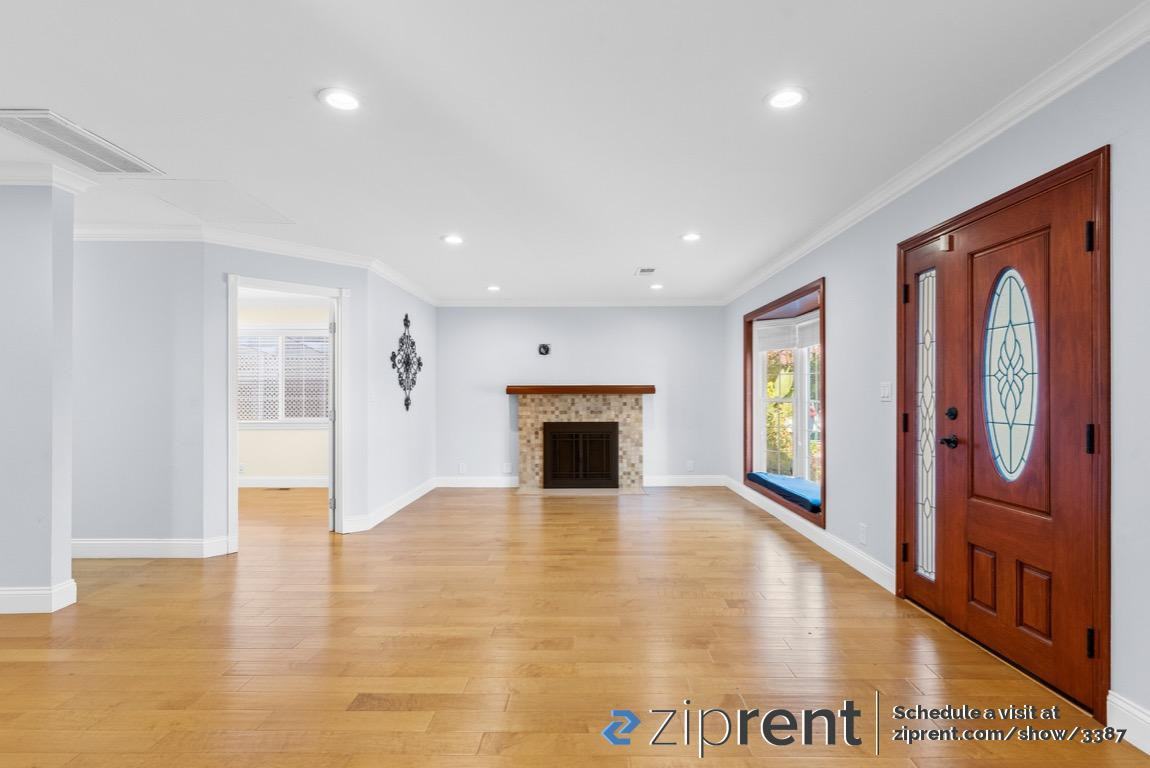 5067 Leigh Ave - Photo 3 of 27