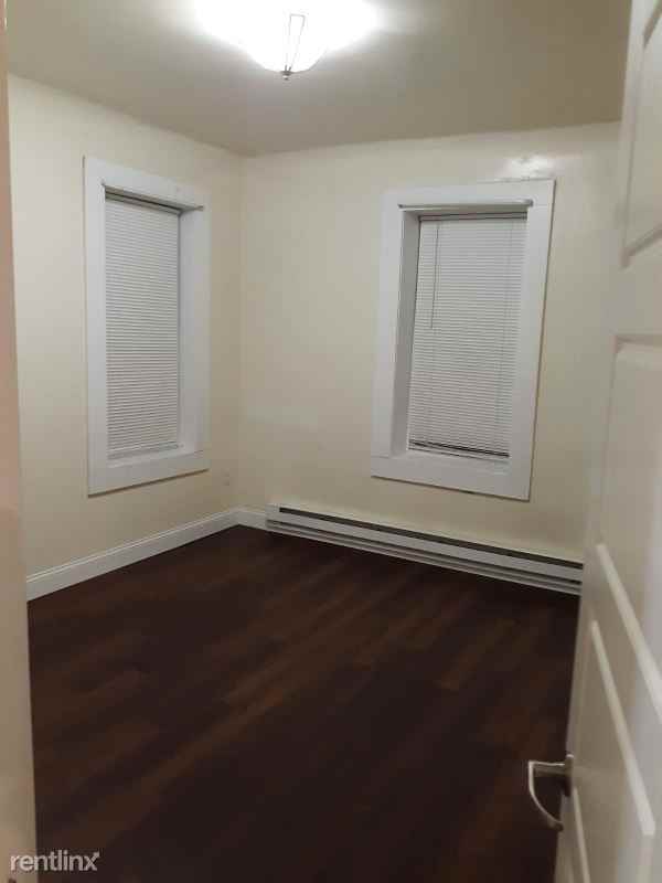 759 759 Highland Ave H1 - Photo 3 of 7