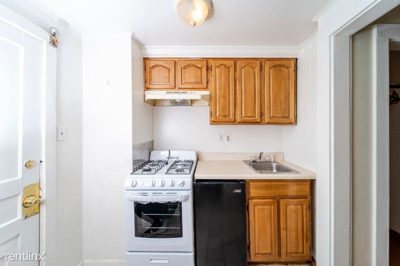 3 3 115th Street 9 - Photo 2 of 8