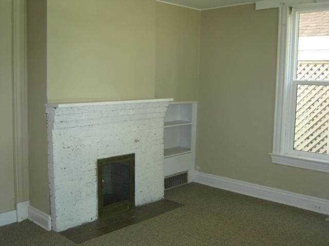 1506 E 4th St - Photo 3 of 7
