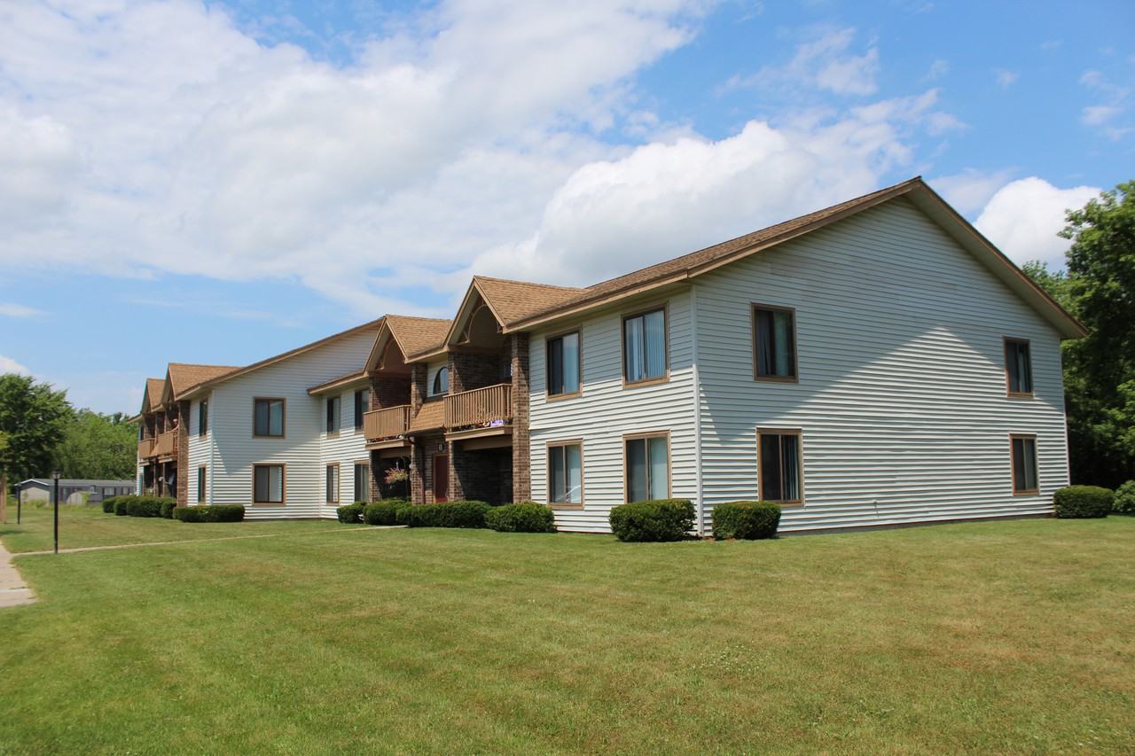 Kent Ridge Apartments - Photo 2 of 2