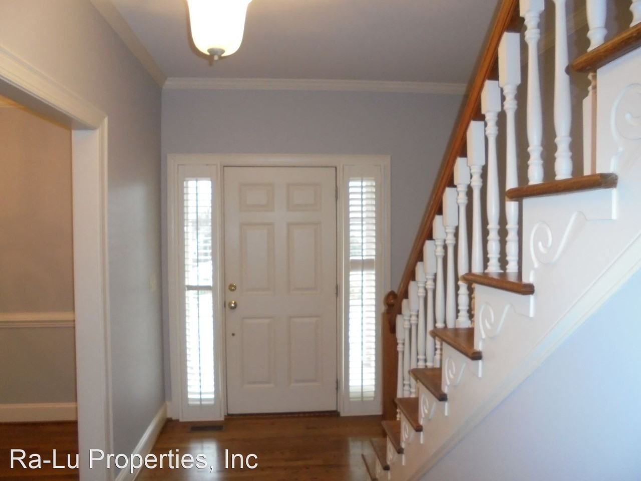 495 Burkes Crossing Dr - Photo 3 of 17