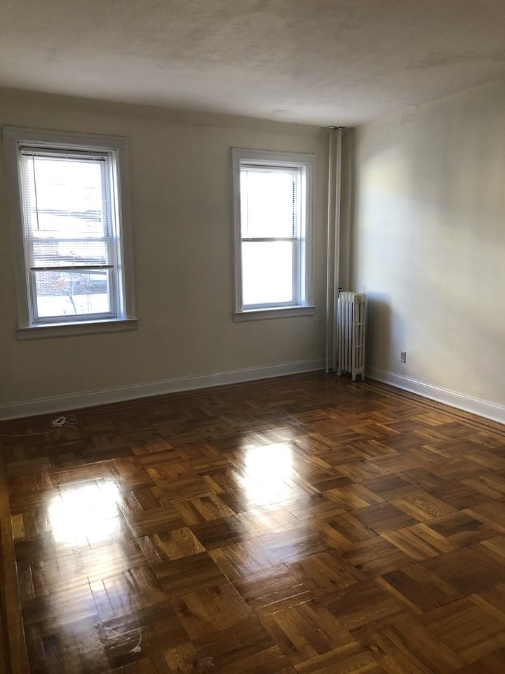 5915 Boulevard East ##C5