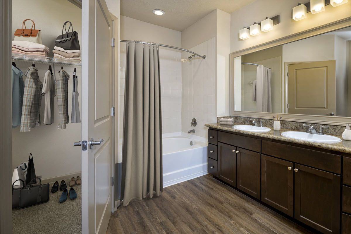 Camden Waterford Lakes - Photo 5 of 33