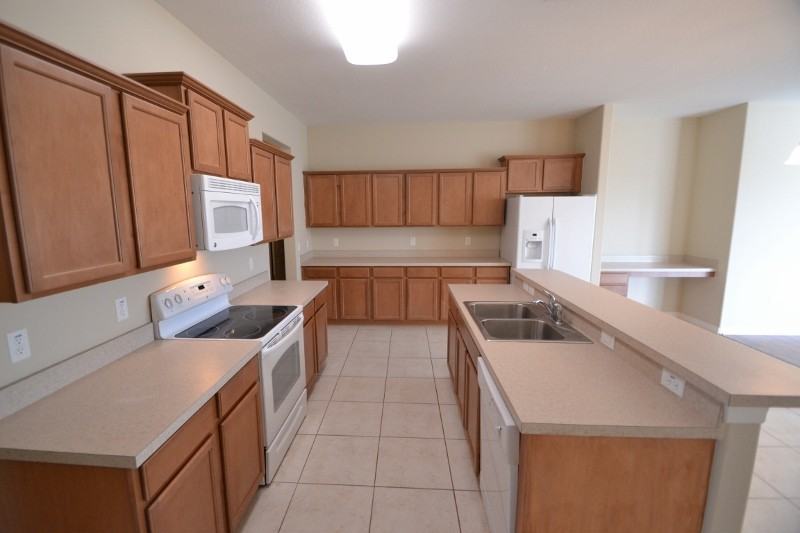 4609 Harts Brook Ln - Photo 3 of 21