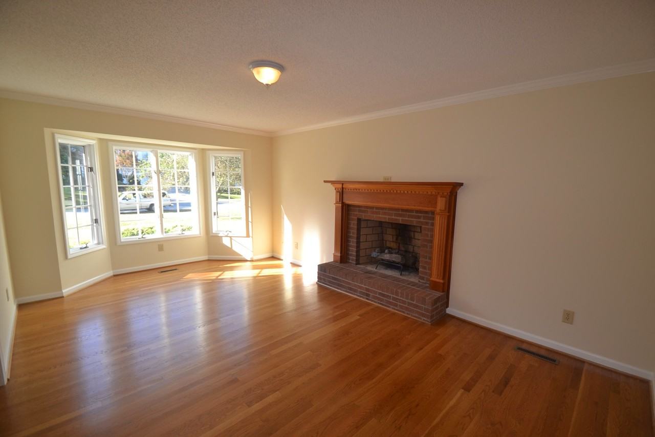 4513 Thacker Hill Dr - Photo 3 of 10