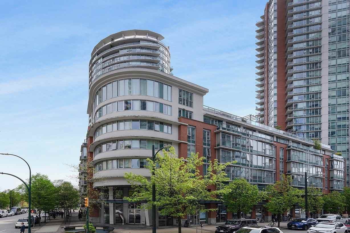 618 Abbott Street, Vancouver, BC V6B 6N7 2 Bedroom Apartment for Rent