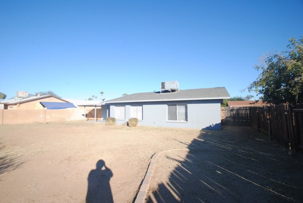 3713 W Crocus Dr - Photo 2 of 20