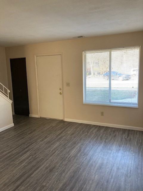 3426 West Richwoods Boulevard #3446 - Photo 2 of 13