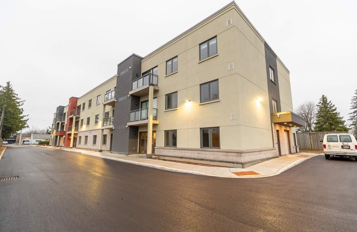 6479 Montrose Rd, Niagara Falls, ON L2H 1M1 Apartment for Rent