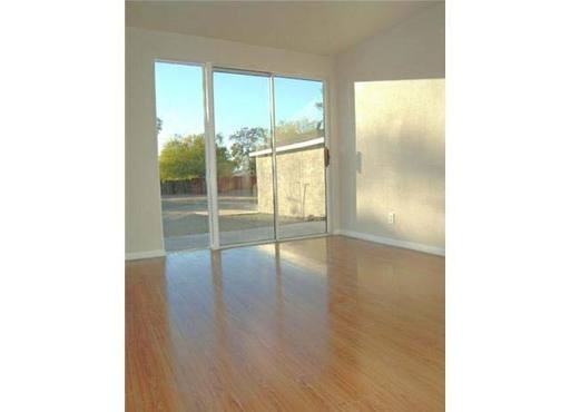 7488 San Francisco St - Photo 3 of 18