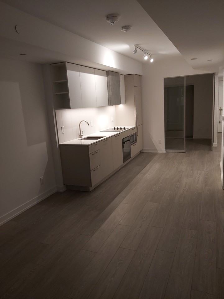 19 Western Battery Road #2200