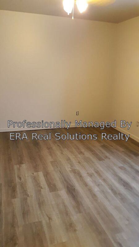 115 E Lilley Ave - Photo 3 of 11