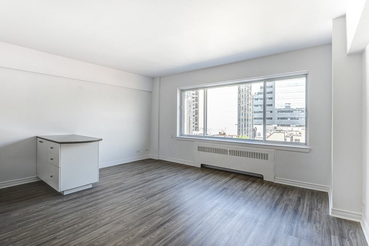 1420 Rue Saint Mathieu - Photo 2 of 14