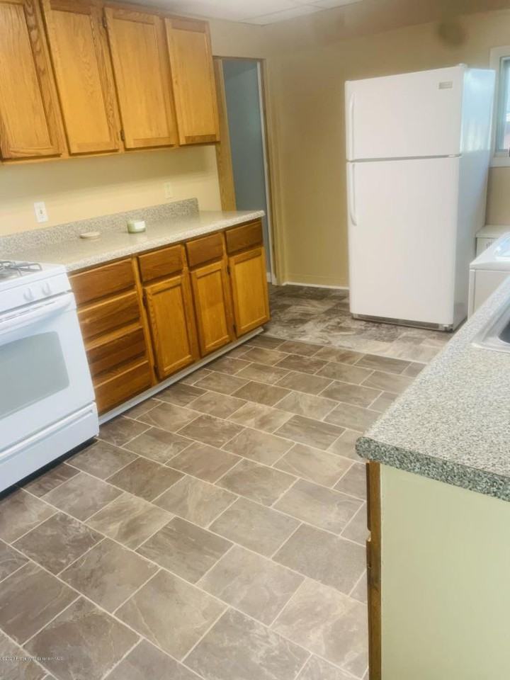 2017 Rigg St - Photo 3 of 10