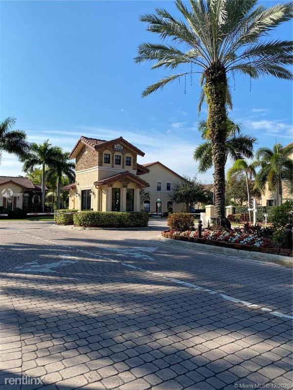 3066 Nw 103rd Path - Photo 2 of 16