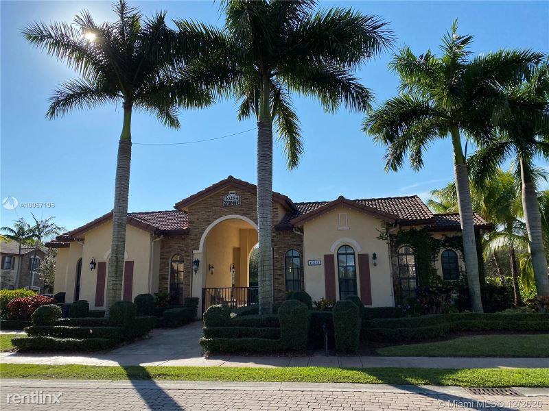 3066 Nw 103rd Path - Photo 3 of 16