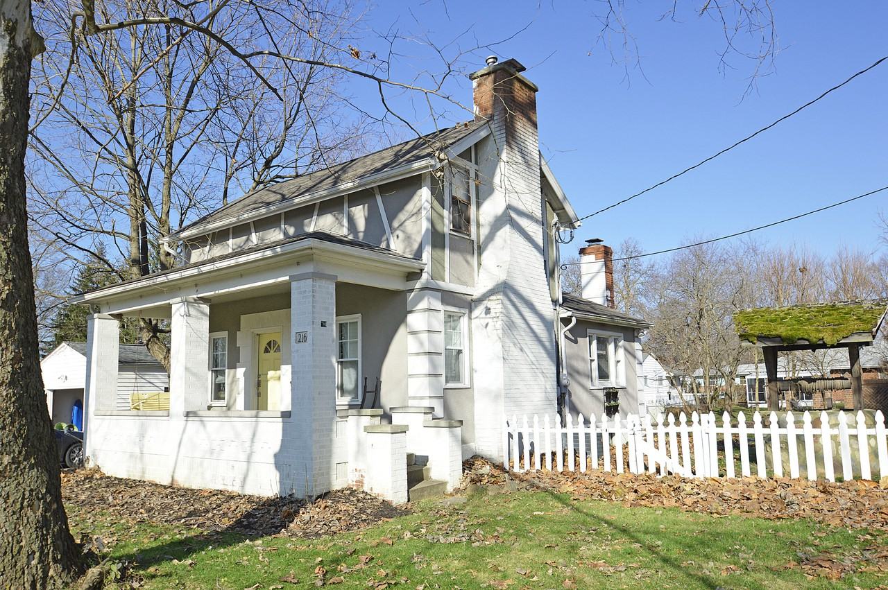 216 Cherrington Rd - Photo 6 of 38