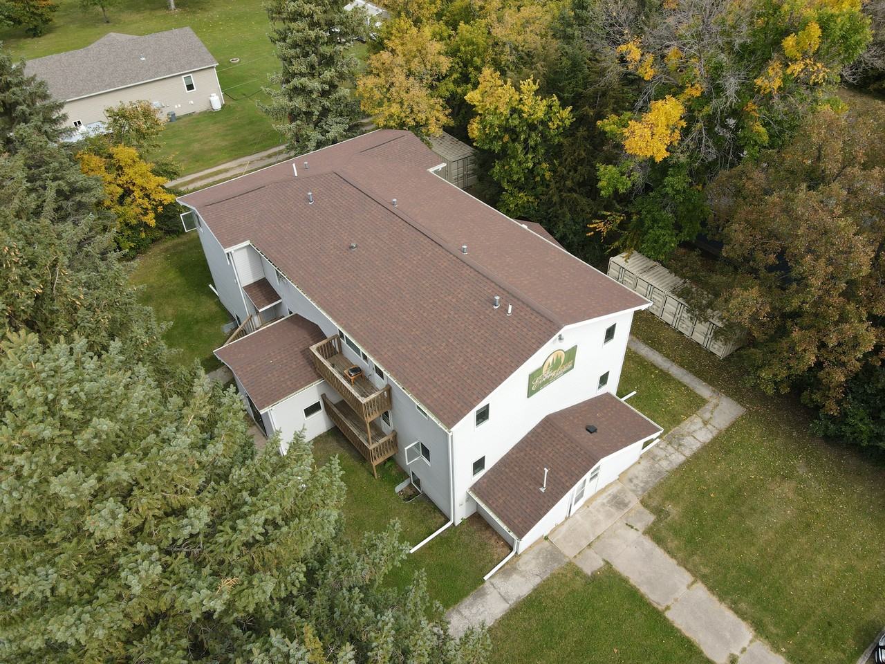 346 Main St W - Photo 2 of 34