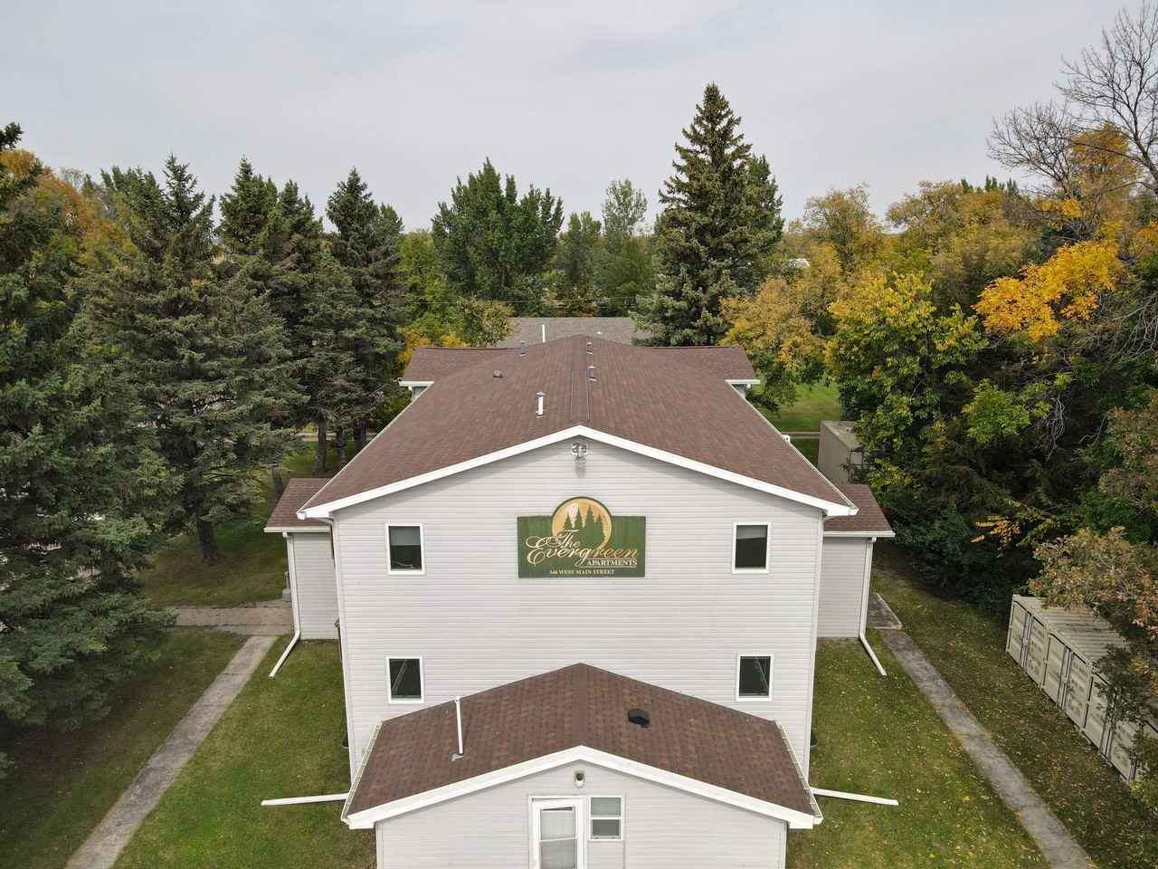 346 Main St W - Photo 3 of 34