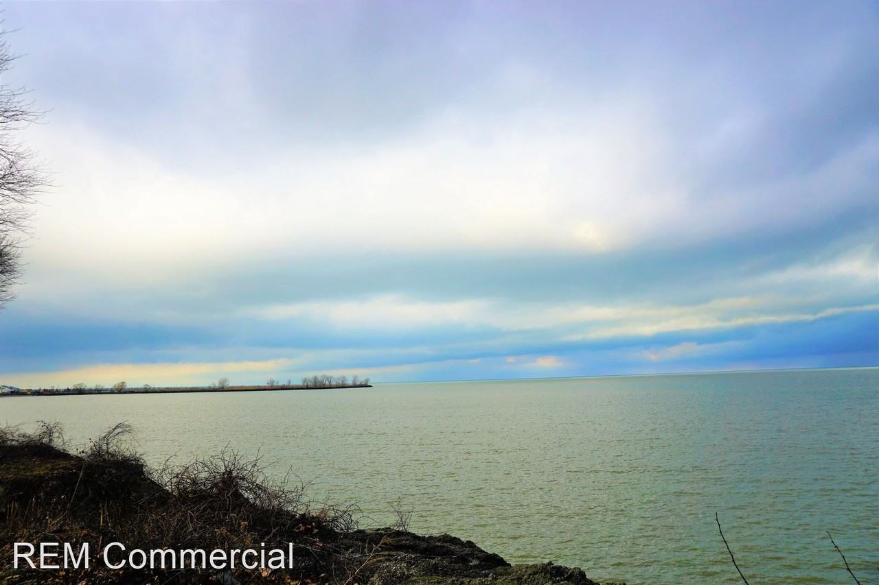 1163 E Erie Ave - Photo 2 of 12