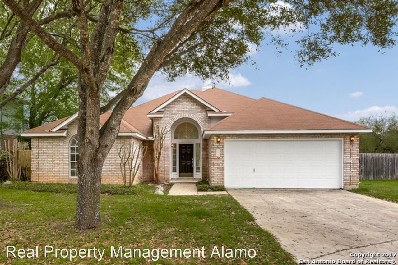 2413 Encino Cliff St - Photo 2 of 33