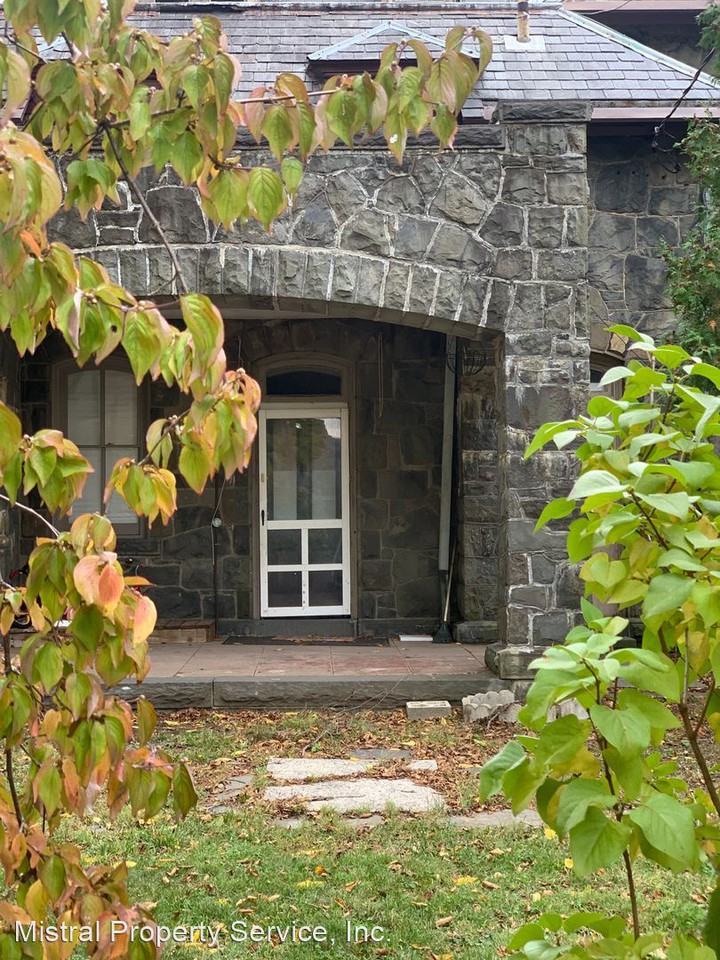 11 Oak Ridge Drive - Photo 2 of 17