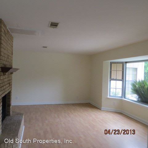 3306 Logan Dr - Photo 2 of 11