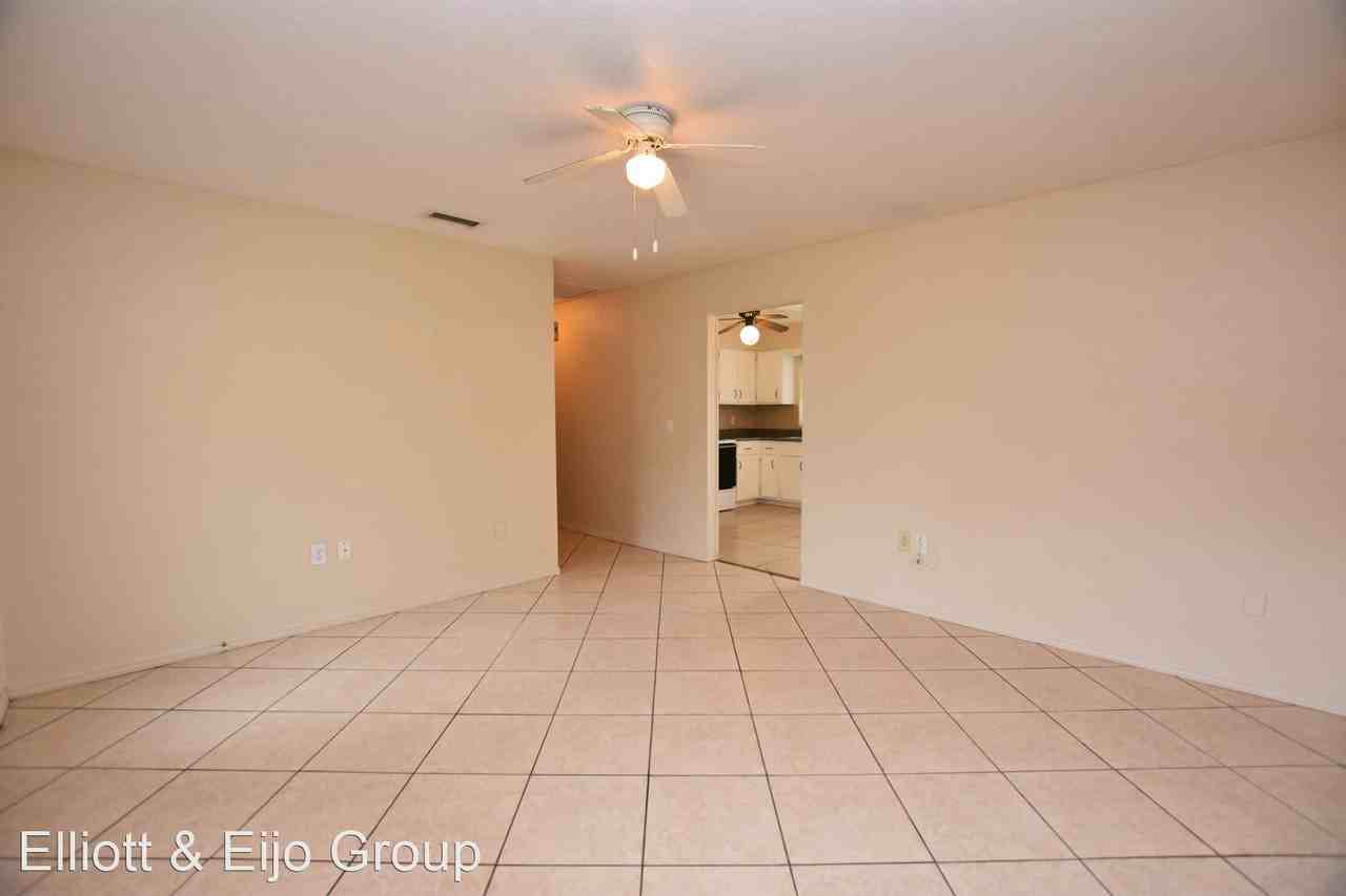 703 Fern Rd - Photo 3 of 15