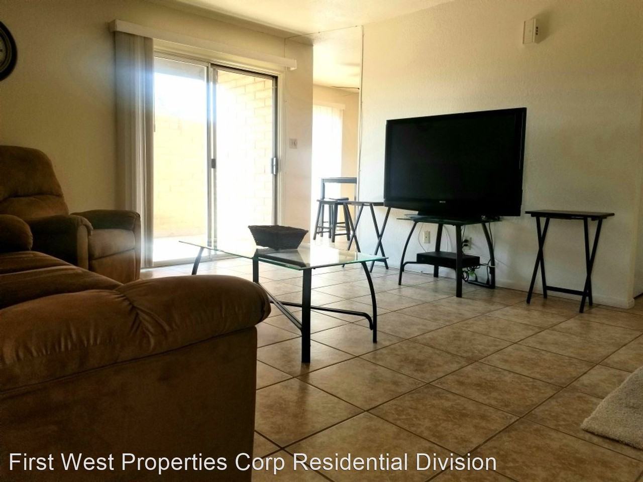 1060 N. Washington Ave. - Photo 3 of 18