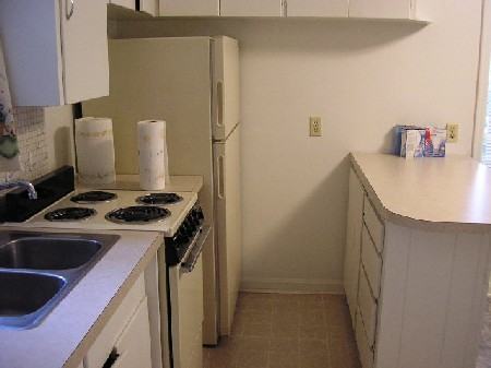 2728 NE Gordon Ave - Photo 2 of 8