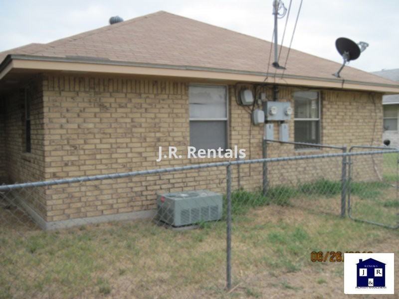 208 Gibson St #A - Photo 7 of 7