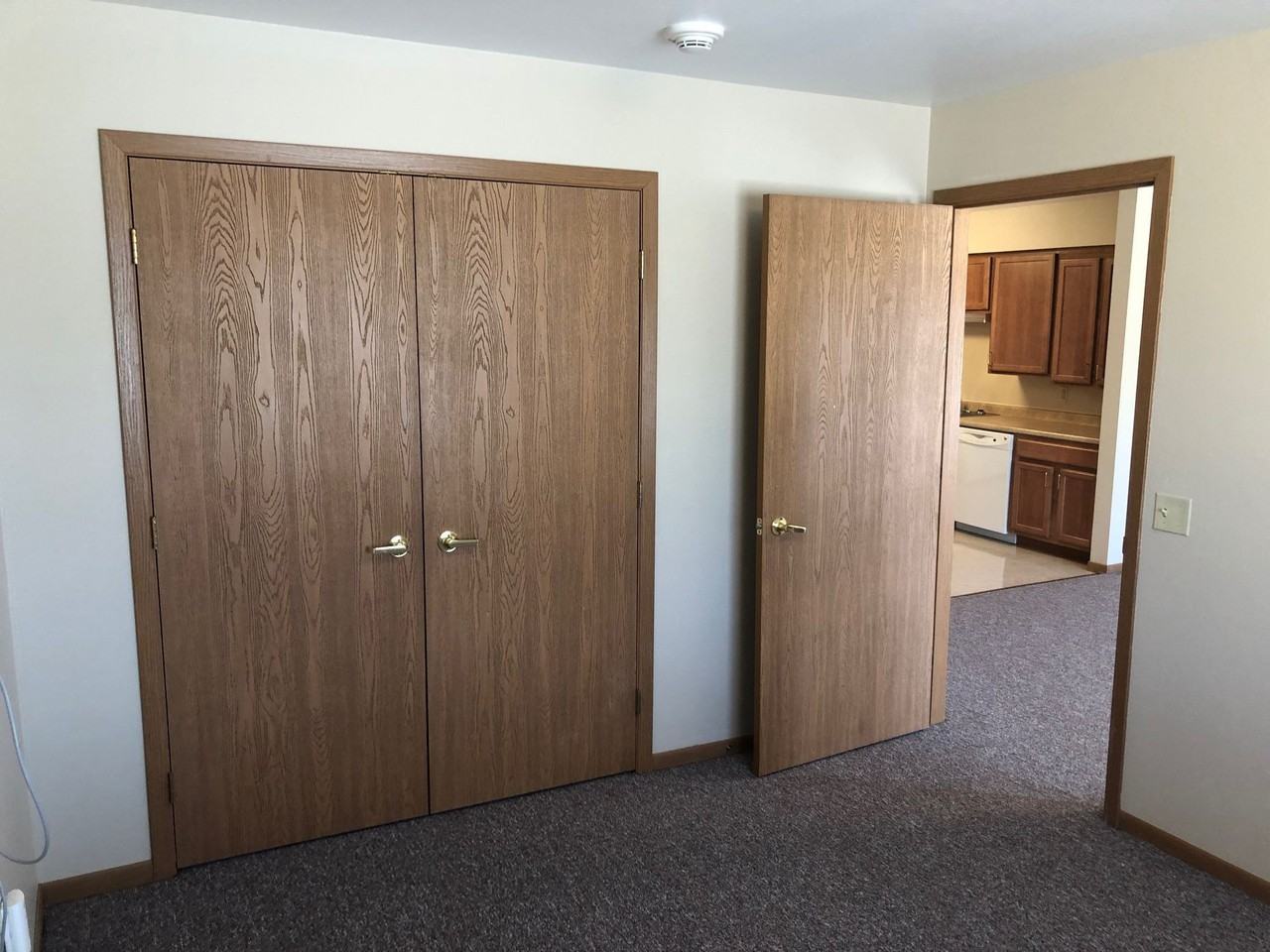 Cedar Crossing 2 - Photo 4 of 10