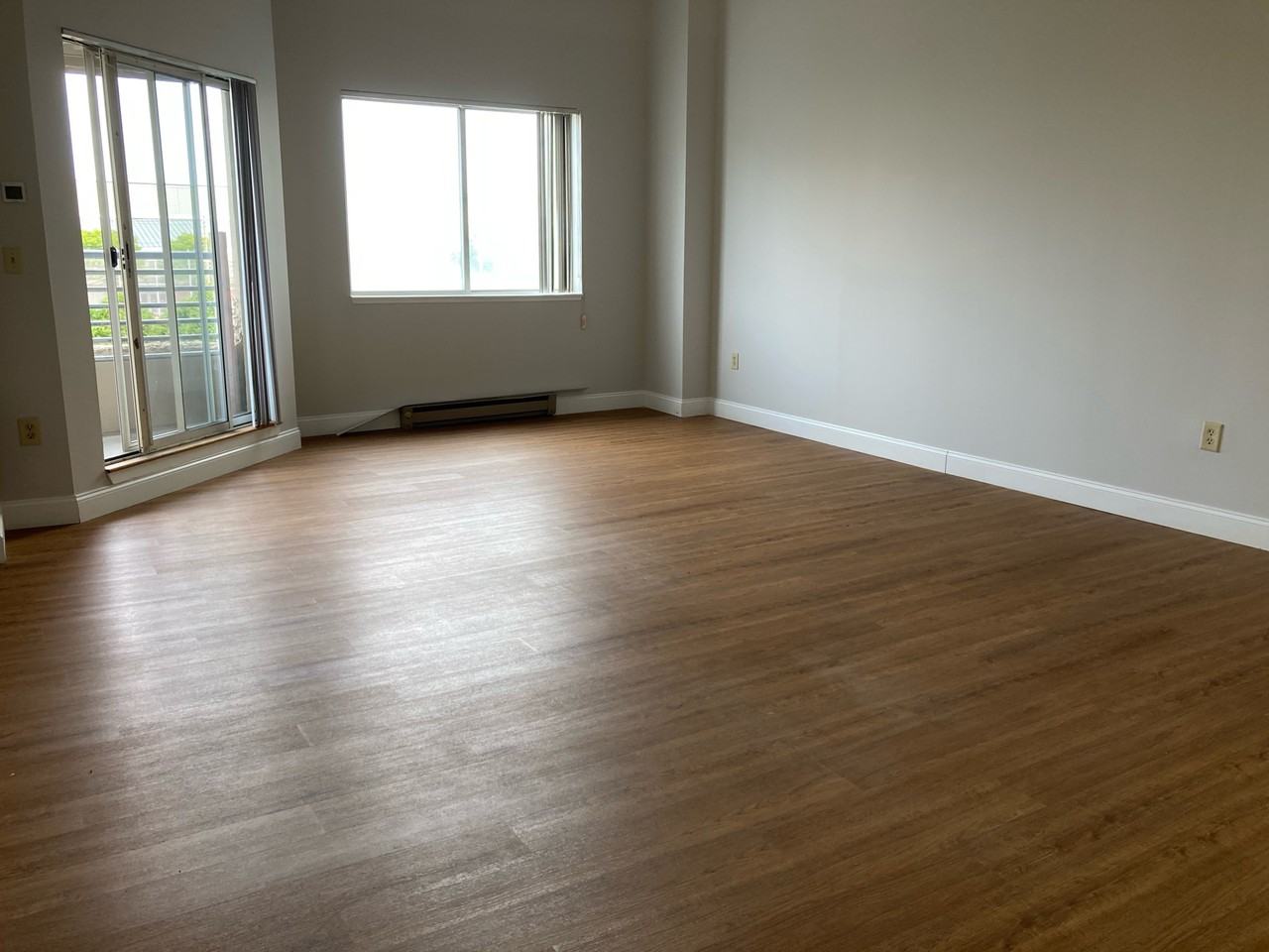 1079 Commonwealth Ave - Photo 2 of 13