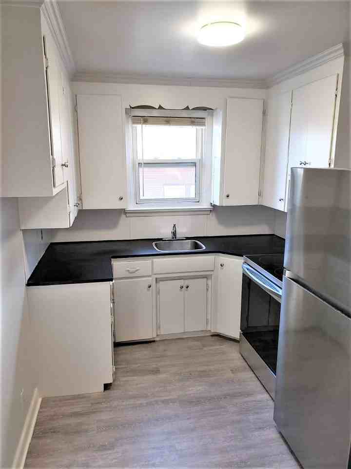 650 Simcoe Street North 1, Oshawa, ON L1G 4V4 2 Bedroom Apartment