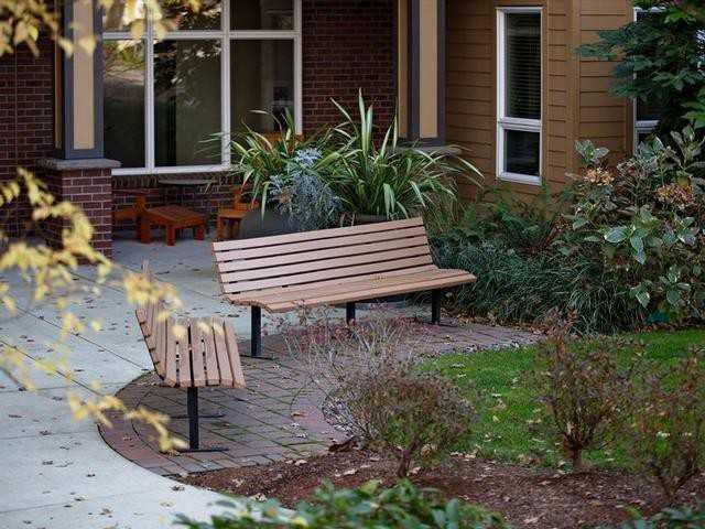 8945 Sw Ash Meadows Cir - Photo 5 of 25