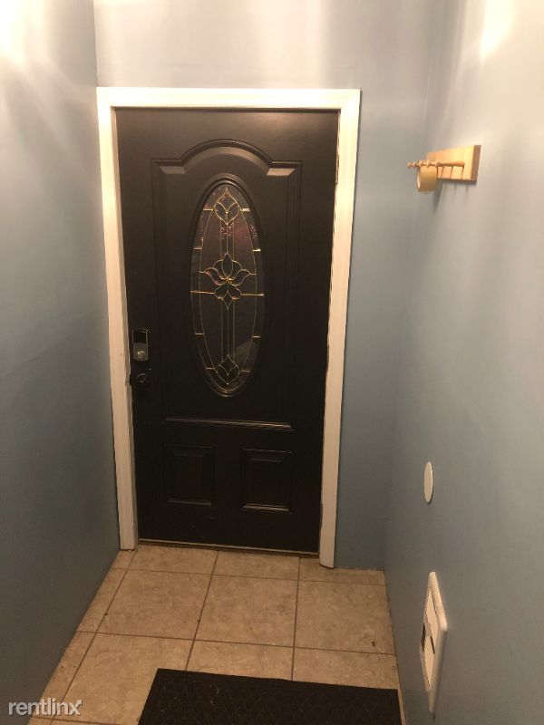 112 112 hamilton ave 2 - Photo 3 of 30